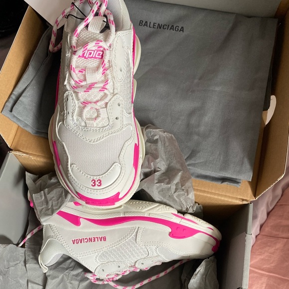 BALENCIAGA - Picture 1 of 3